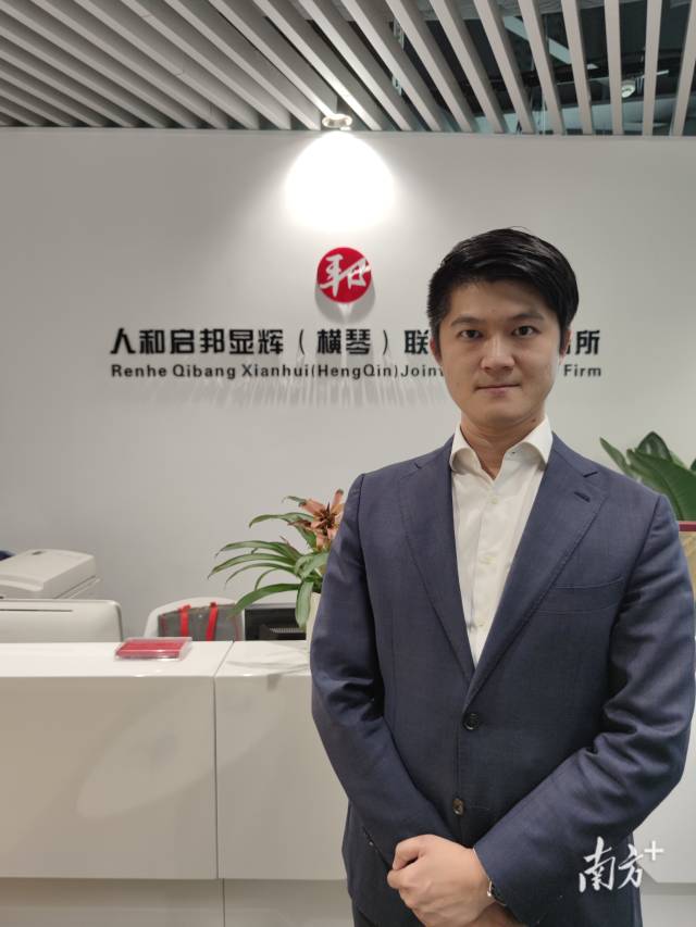 黄景禧。