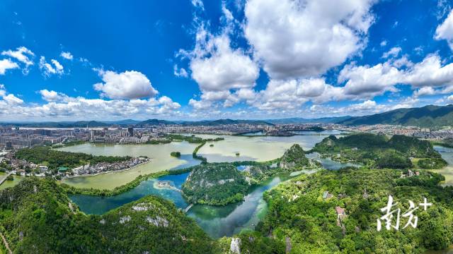 肇庆城区航拍图。梁亮 摄