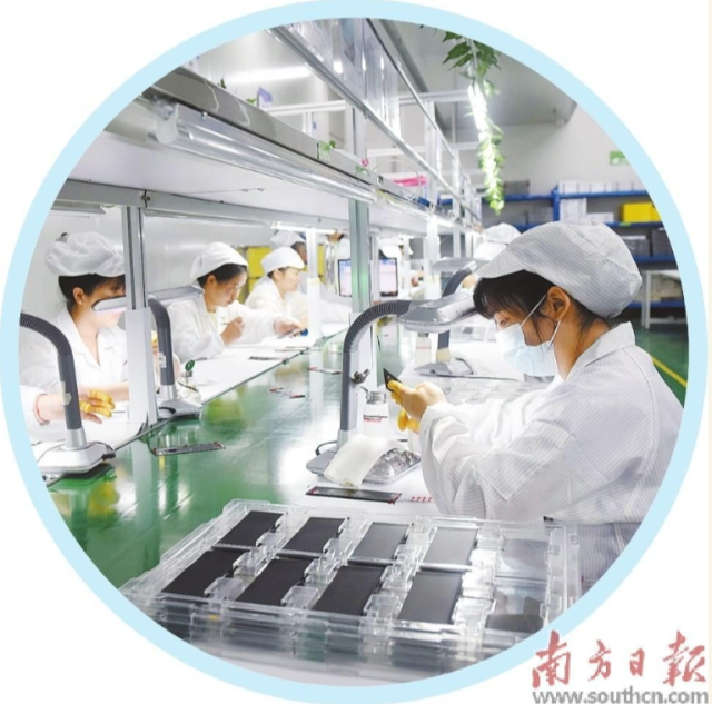 惠州市纵胜电子材料有限公司的生产线。