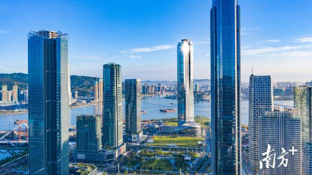 李子蔚：加快建设两大工业园区，编制出台产业发展规划｜局长话横琴⑤