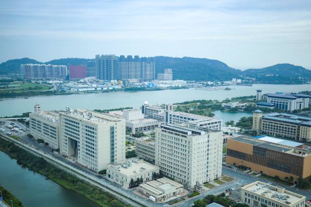 俯瞰澳门大学。 