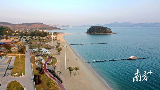 黄金海岸。