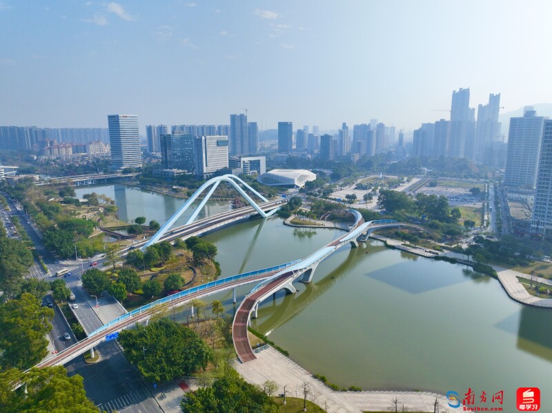 广州南沙城市景观图。（摄：刘伟）