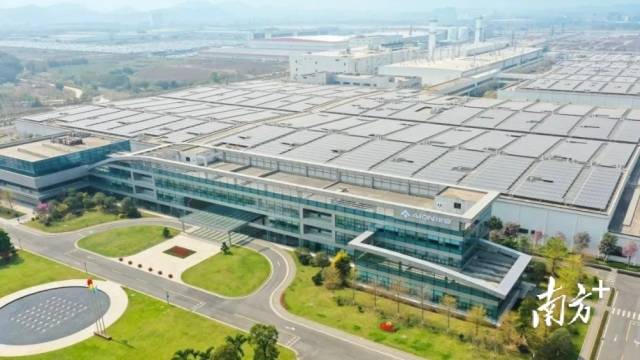 广汽埃安智能生态工厂入选达沃斯世界经济论坛（WEF）“全球灯塔网络”，成为全球仅此一座的新能源汽车灯塔工厂，代表着新能源汽车制造的全球趋势和未来方向。