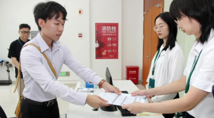 案例十二：珠?！靶∏锌凇绷⒎ㄖΠ拿抛ㄒ等耸靠缇潮憷匆? title=