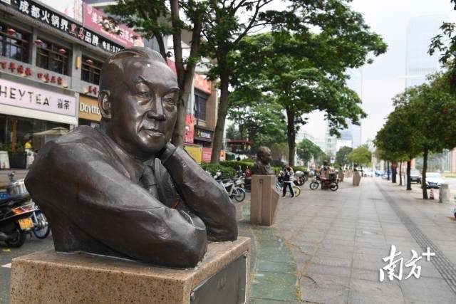 江门拥有我国第一条以两院院士命名的道路——院士路。 南方+ 杨兴乐 拍摄