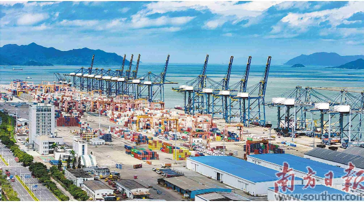 珠海经开区：一桥连湾区，一港通世界