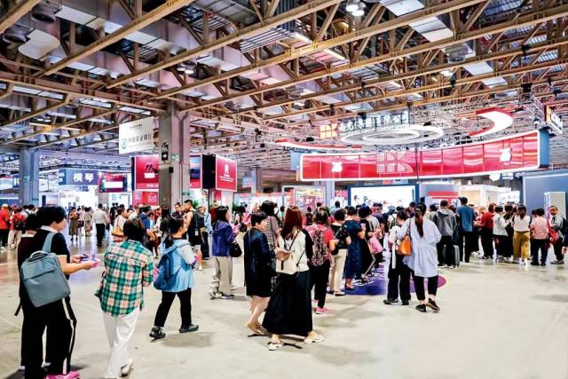 南光集团旗下会展公司举办的一场两地办展会。图/受访者提供