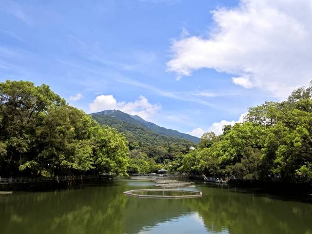 广东罗浮山景区凭借“文旅融合新画卷：非遗点亮罗浮之旅”的“文旅+非遗”模式，成功入选风景名胜区文旅融合典型案例