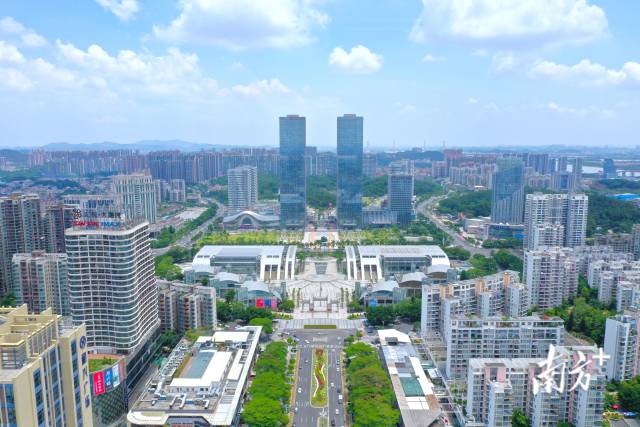 江门中心城区。 南方+ 杨兴乐 摄