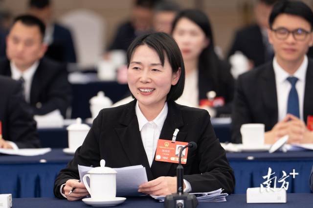 全国人大代表、中山市中山纪念中学副校长赵桂枝：深化“教育共同体”建设 推动优质资源下沉