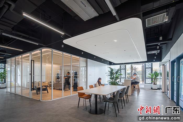 “湾有引力”设施一角。受访者供图