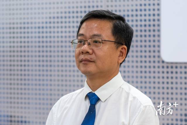 广州市执委会数字技术部副部长、广州市政务服务和数据管理局总工程师李刚